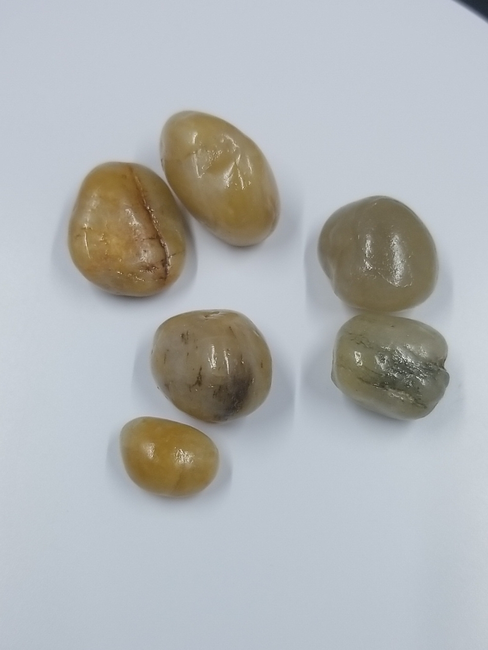 Varnished Rocks - Yellowish Lot